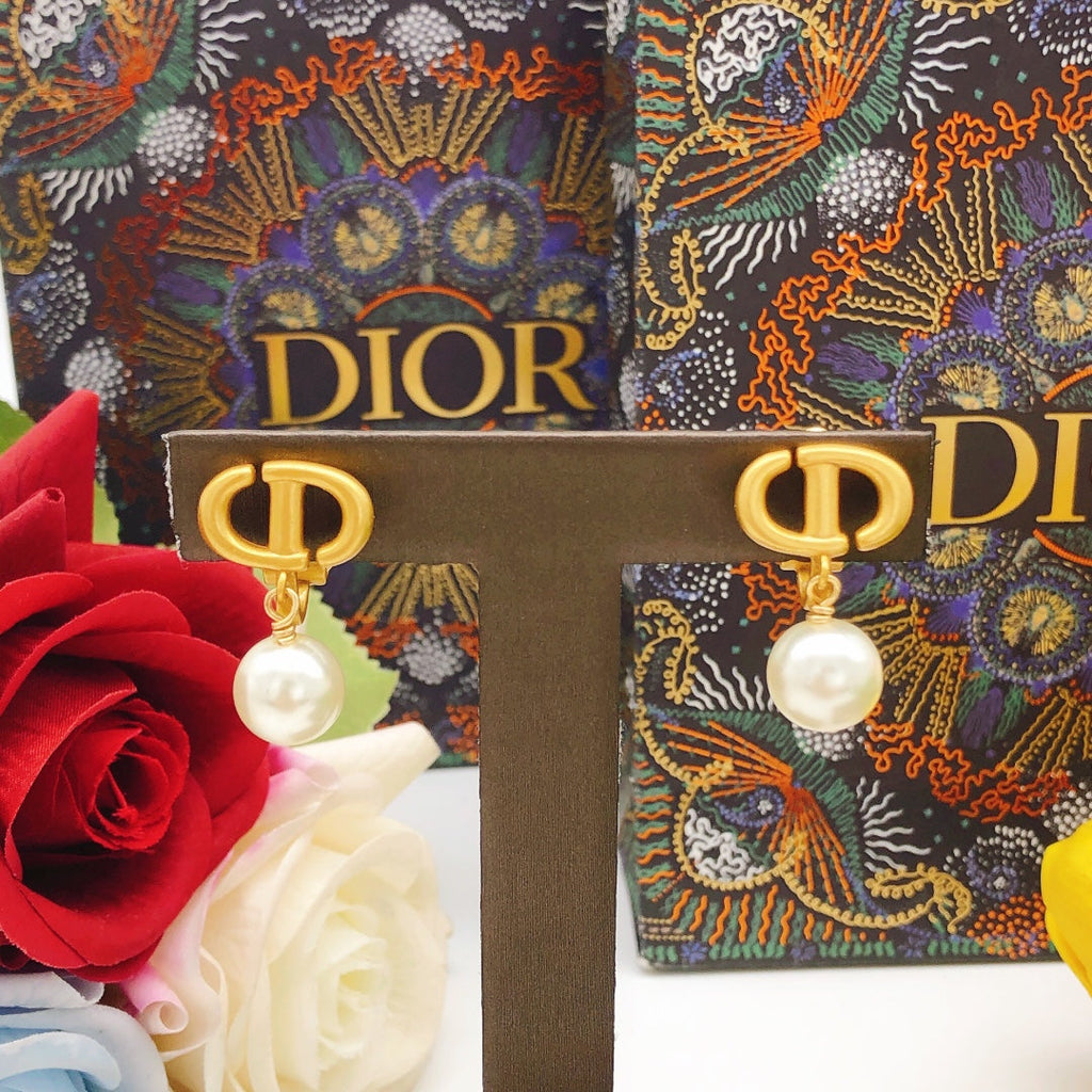 Dior Tribales Pearls 18K Gold Earrings