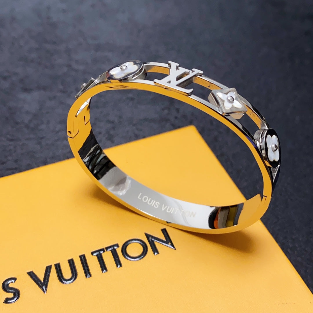 Louis Vuitton Crystal Studded 18K Gold Bracelet