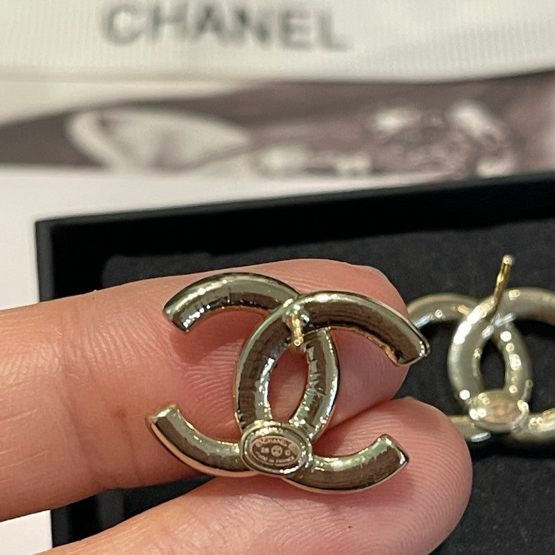 Chanel 26C Black Gold Diamond 18K Gold Earrings