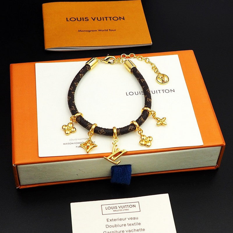 Louis Vuitton Blooming 18K Gold Bracelet