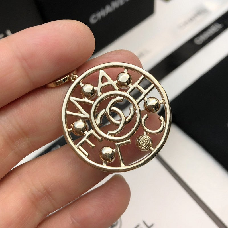 Chanel Circle Pearl Pendant 18K Gold Earrings