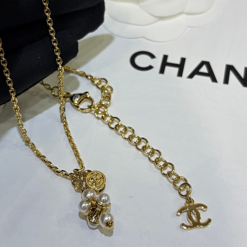 Chanel 26P Grape Pearl Gold 18K Gold Necklace