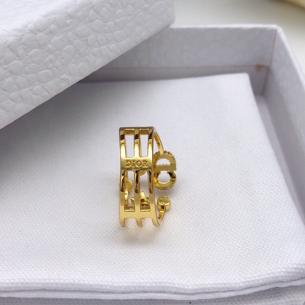 Dior Star Diamonds 18K Gold Ring