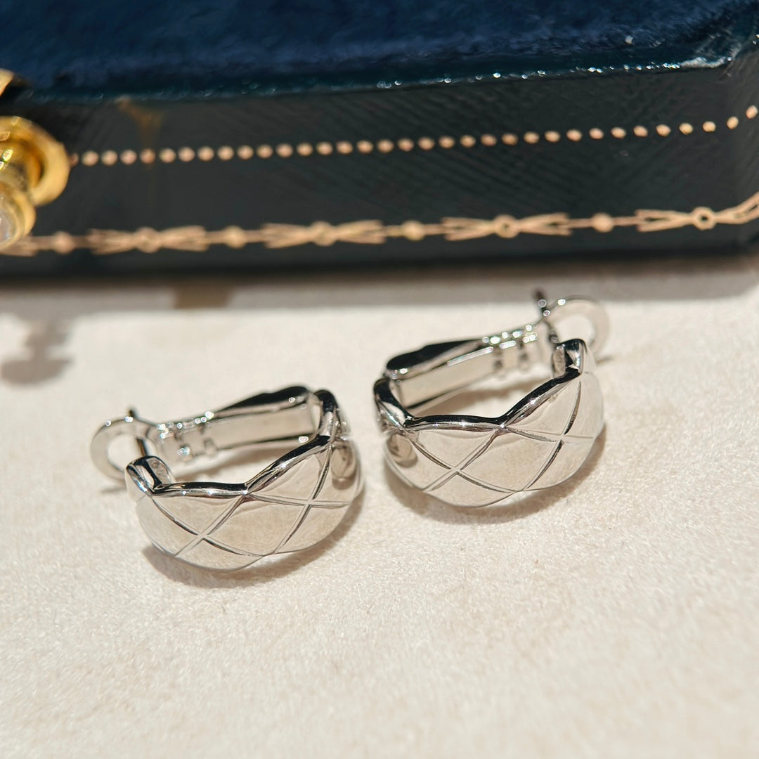 Chanel Coco Crush 18K Gold Earrings