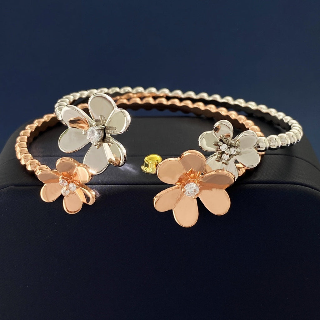 Frivole Open 18K Gold Bracelet