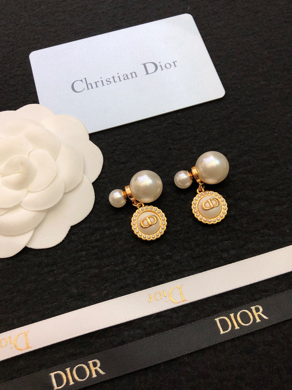 Dior Pearls 18K Gold Earrings