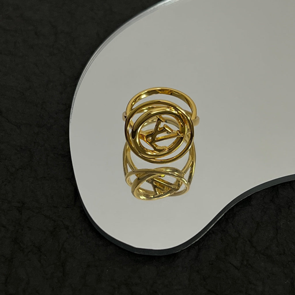 Louis Vuitton Stellar 18K Gold Ring