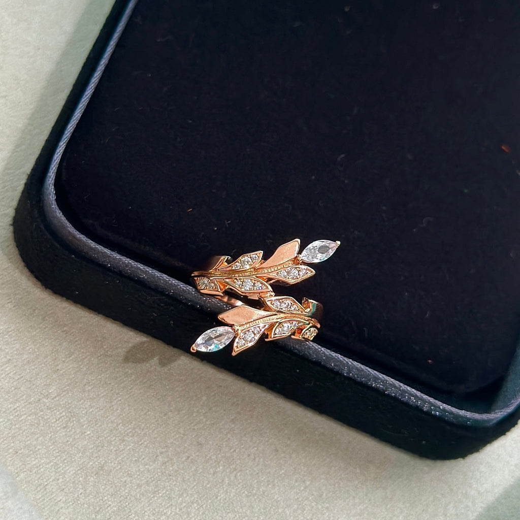 Tiffany Victoria Vine Bypass 18K Gold Ring