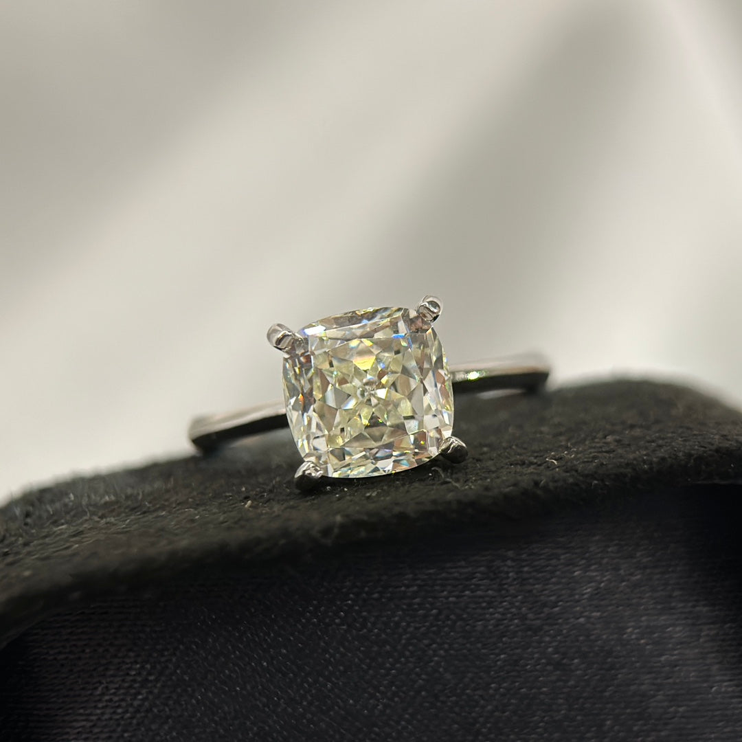 Tiffany True Engagement 18K Gold Ring