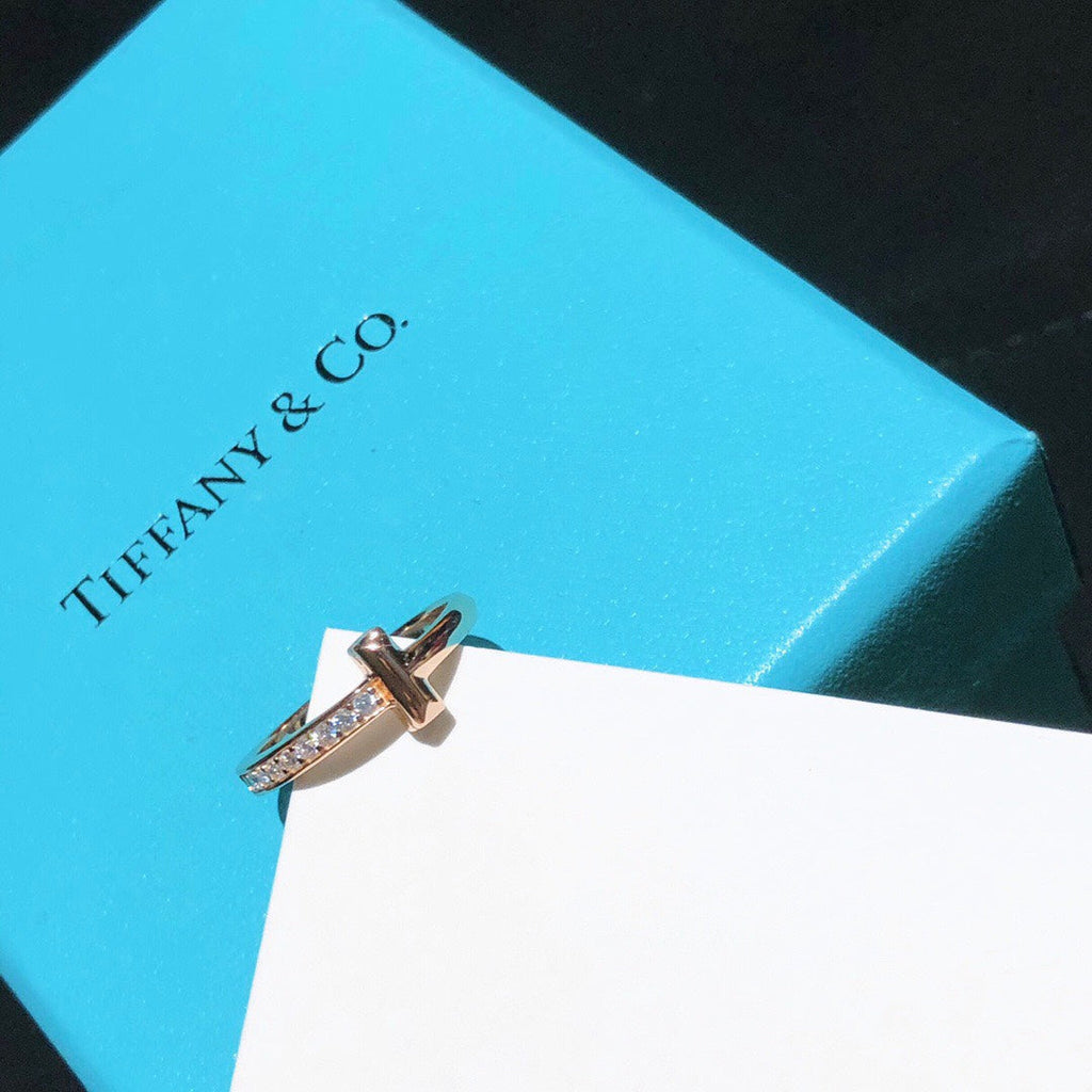 Tiffany T1 Diamond 18K Gold Ring