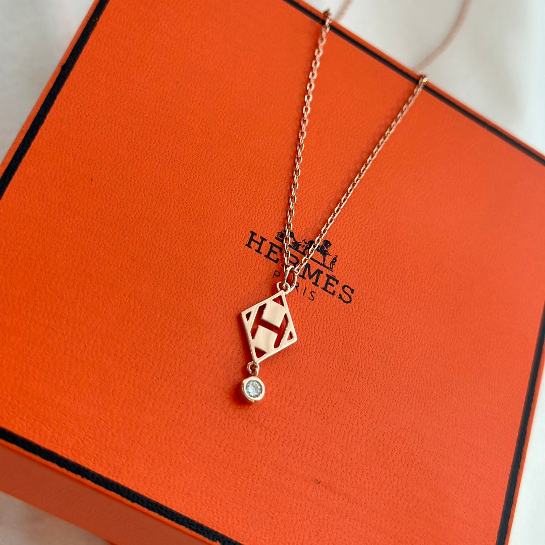 Hermes Gambade Pendant 18K Gold Necklace