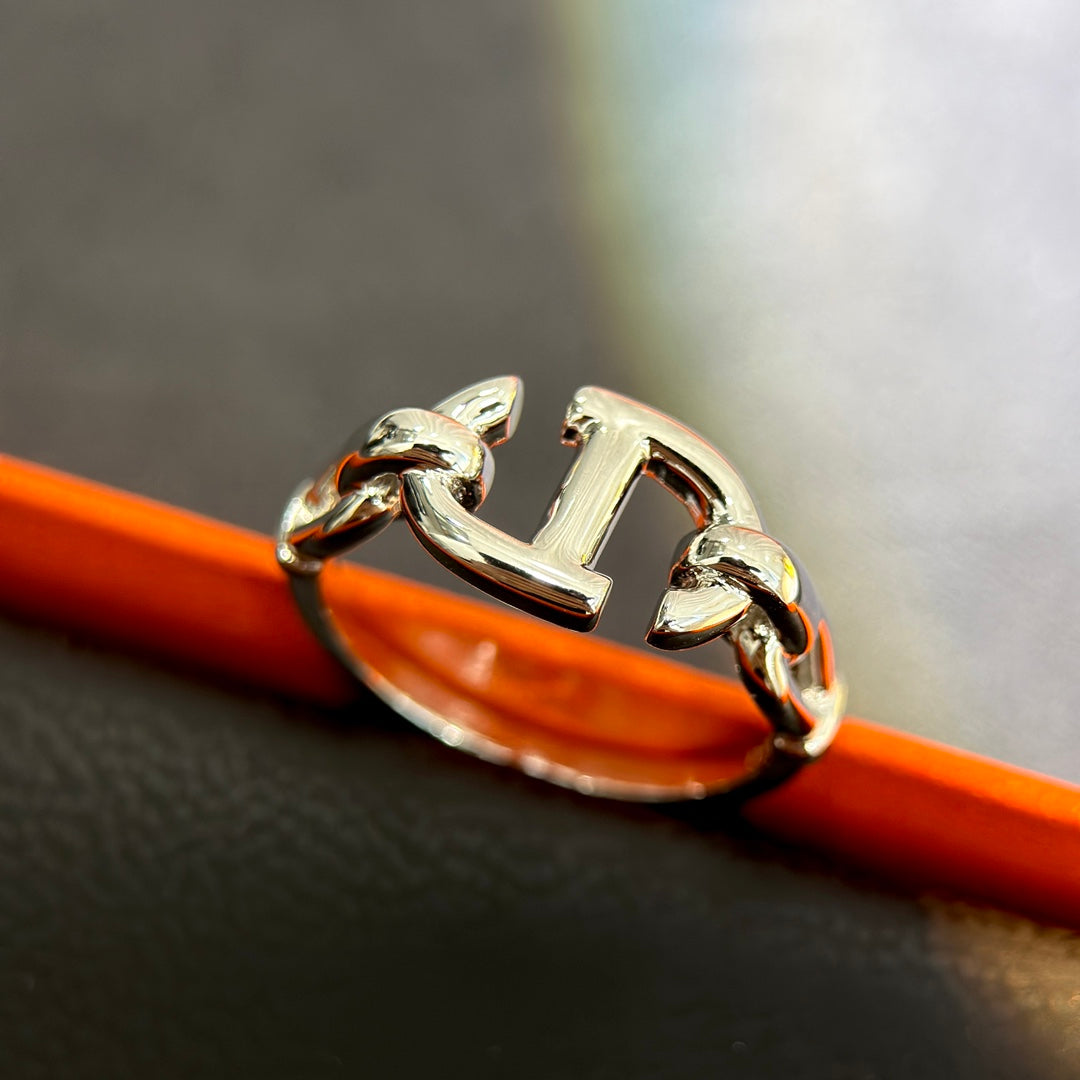 Hermes Farandole 18K Gold Ring