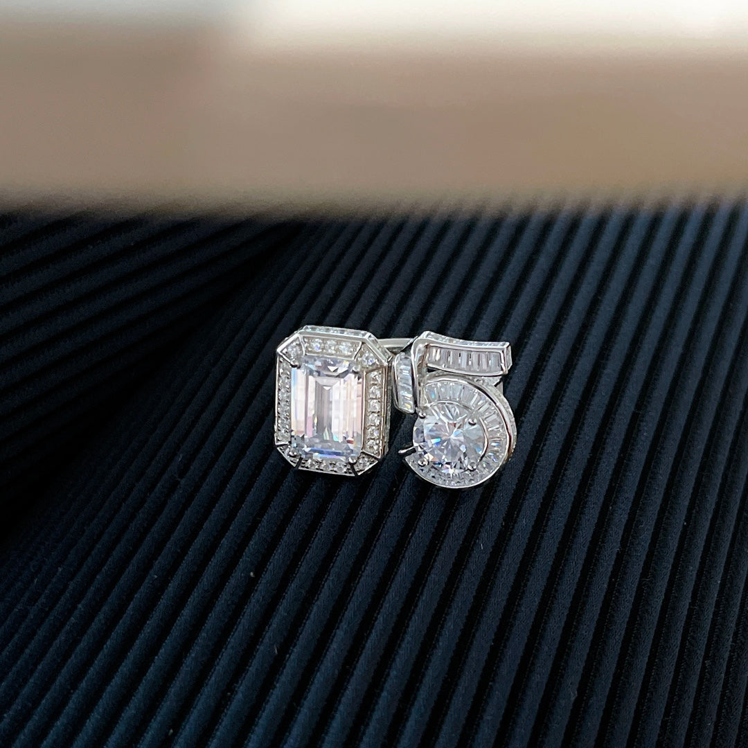 Chanel No.5 Diamonds 18K Gold Ring