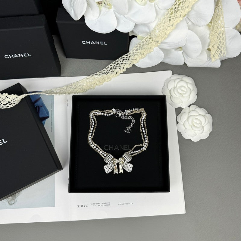 Chanel 25K Bow Tie Choker 18K Gold Necklace