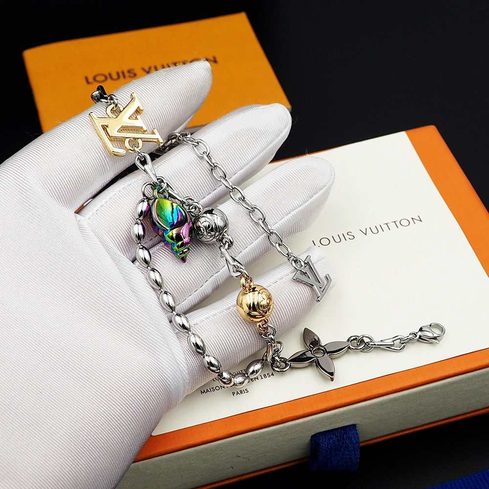 Louis Vuitton Shell 18K Gold Bracelet