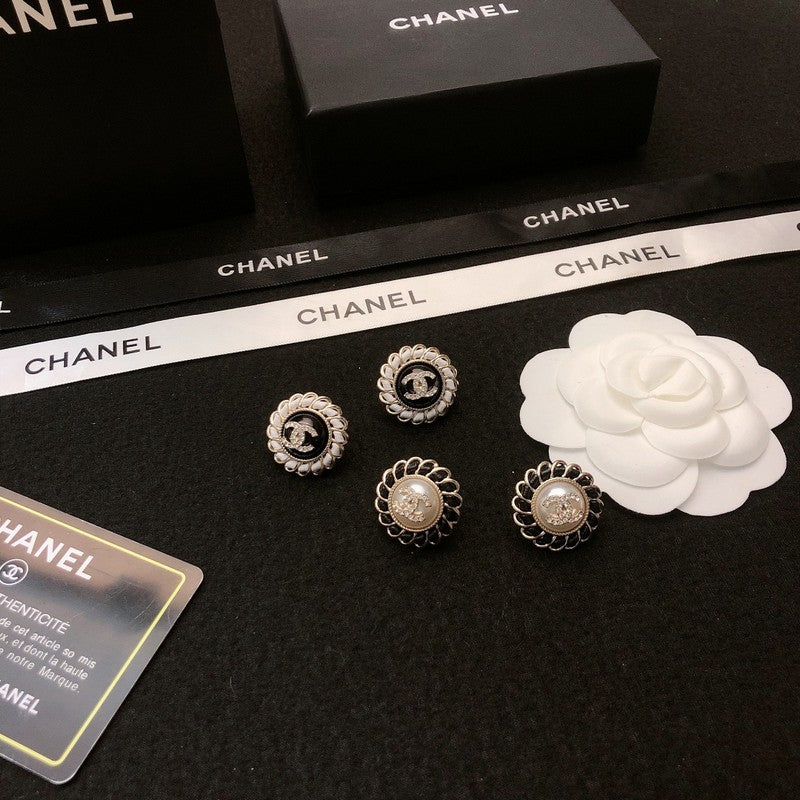 Chanel Black 18K Gold Earrings