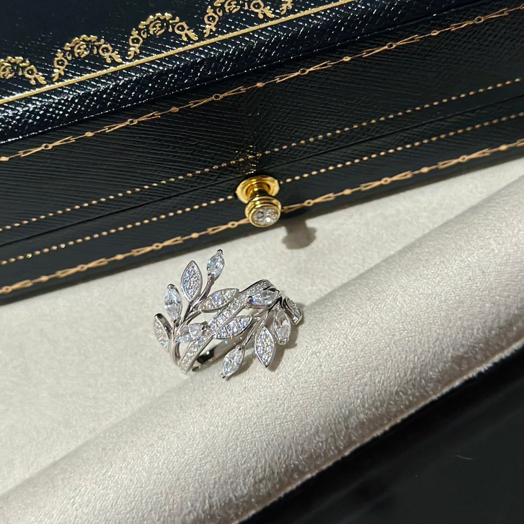 Tiffany Victoria Diamond Vine Bypass 18K Gold Ring