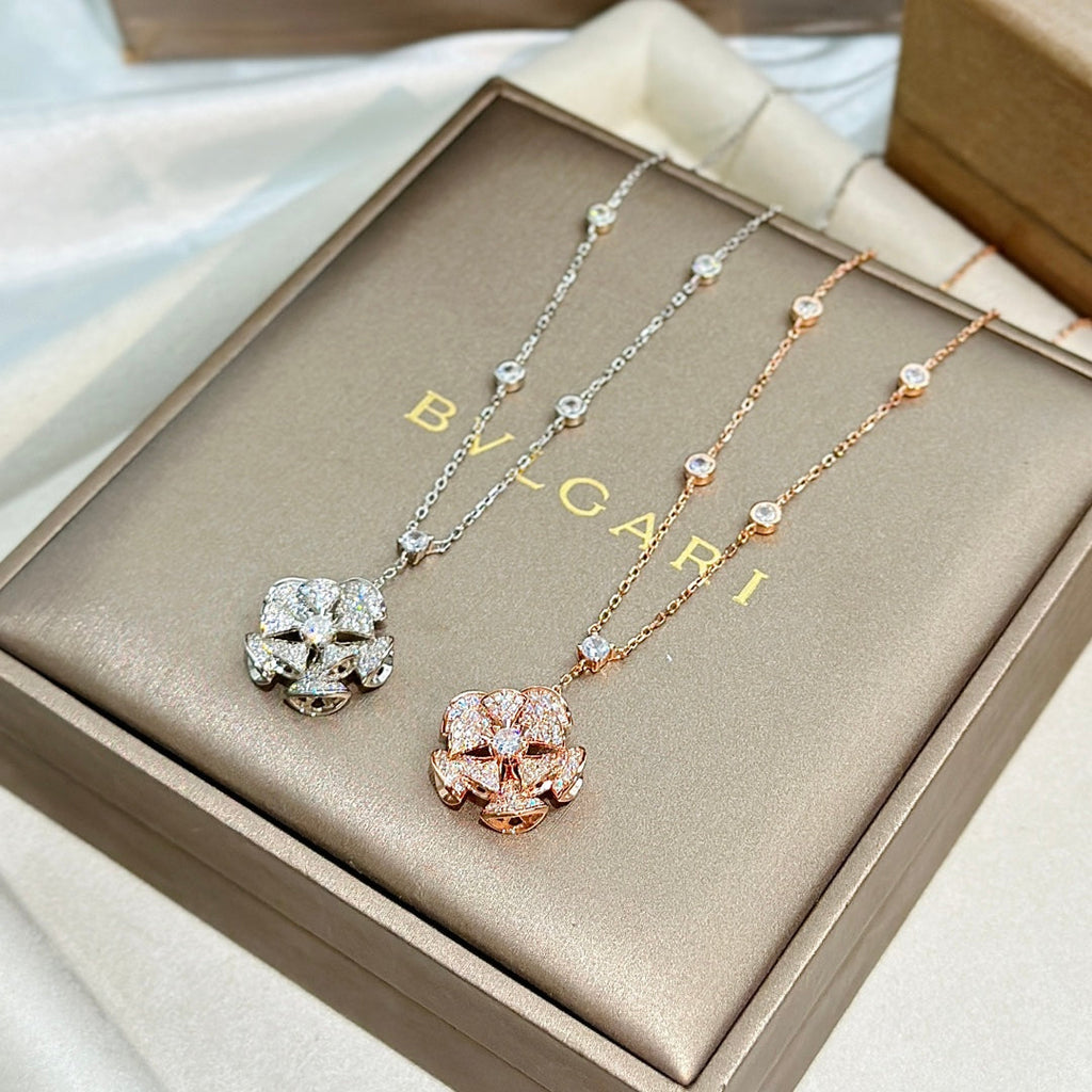 Bvlgari Dream Diamond 18K Gold Necklace