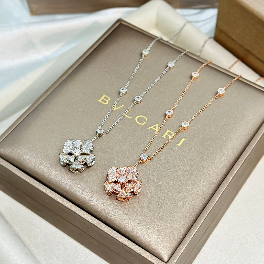 Bvlgari Dream Diamond 18K Gold Necklace