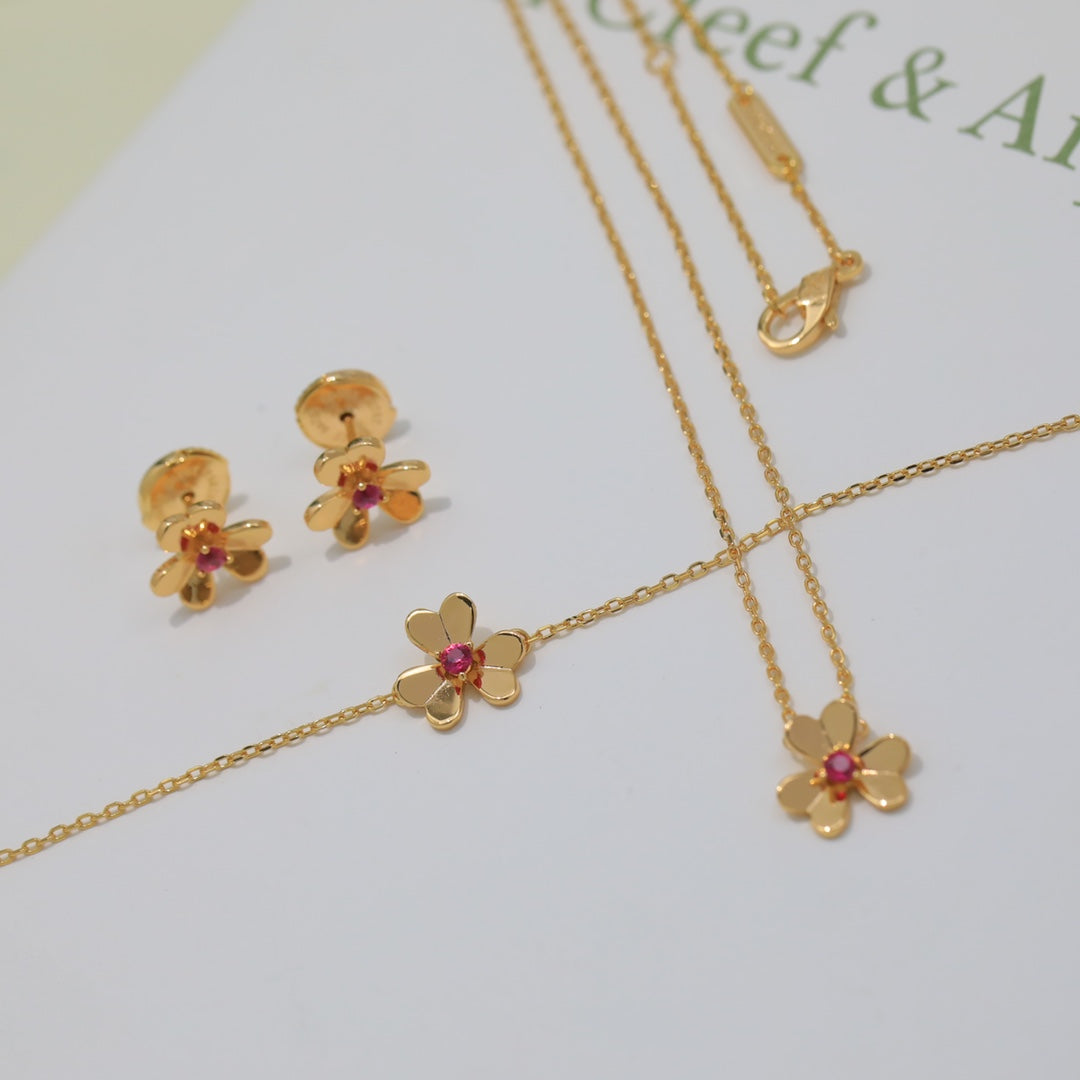Frivole Ruby 18K Gold Bracelet