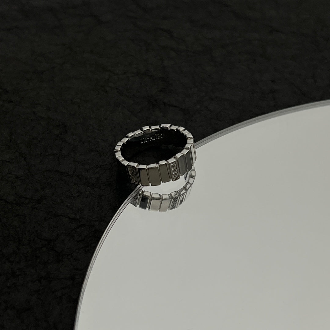 Dior Gem Diamond 18K Gold Ring