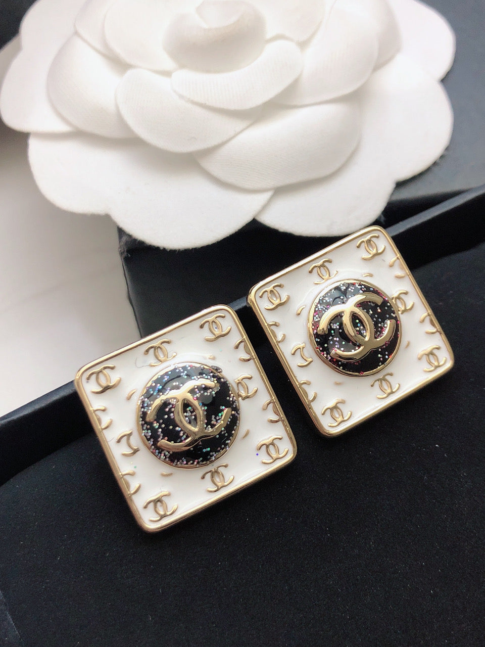 Chanel Vintage 18K Gold Earrings