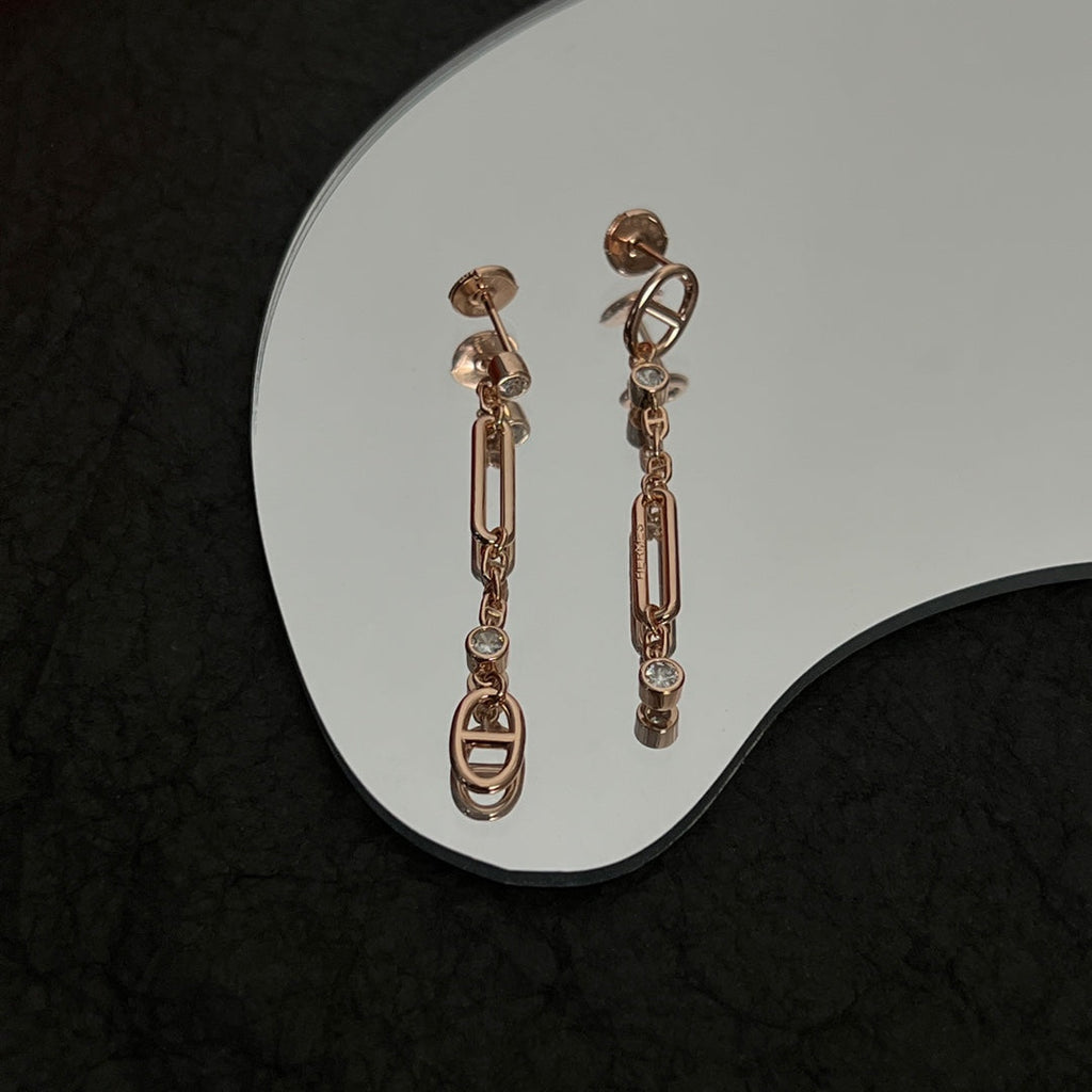 Hermes Chaine D'ancre Chaos 18K Gold Earrings