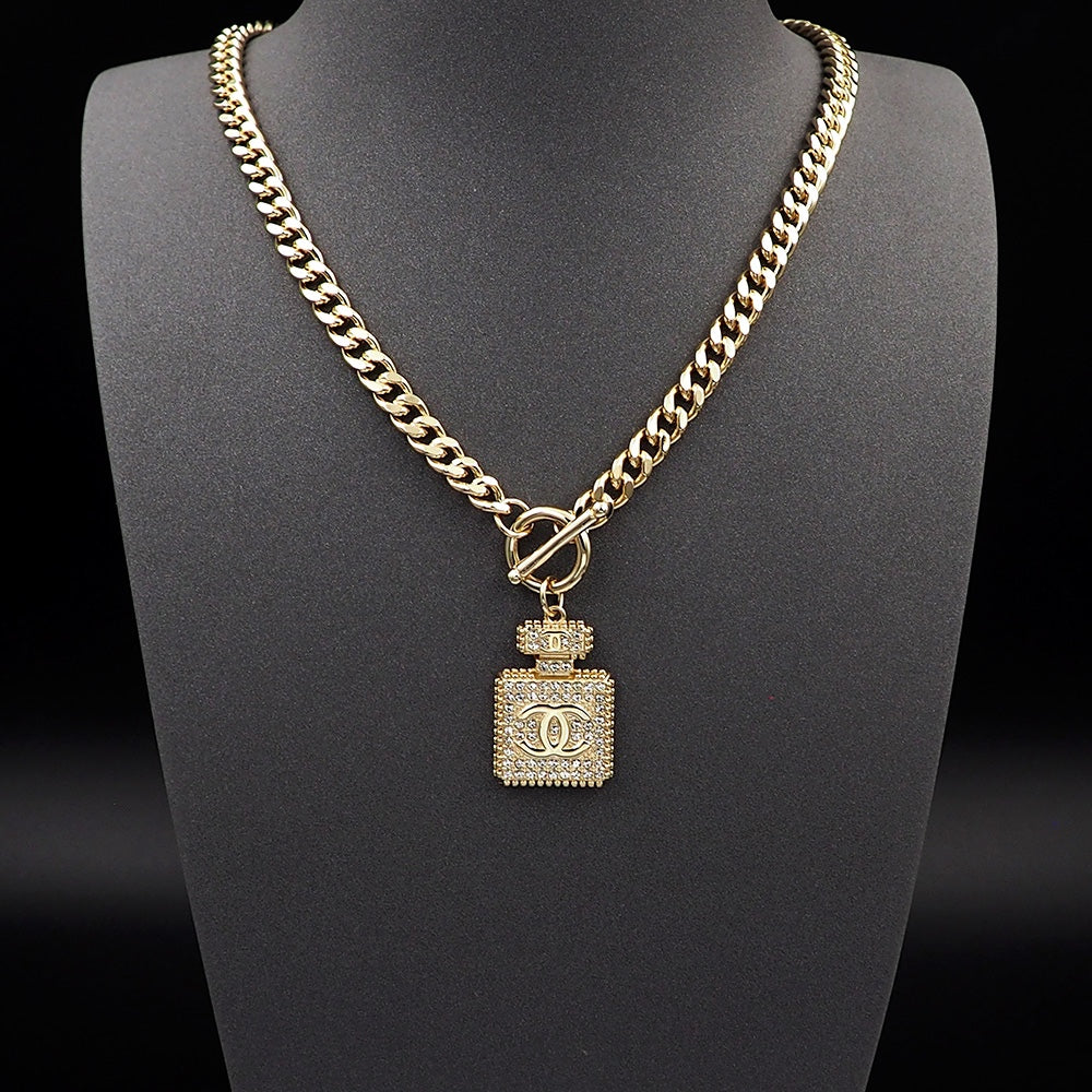 Chanel Diamond Perfume Bottle Pendant 18K Gold Necklace