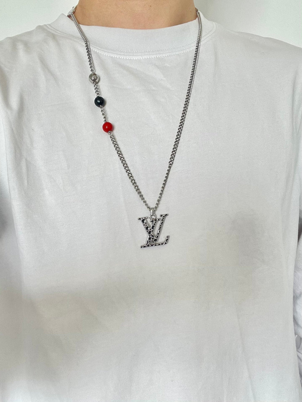 Louis Vuitton x Yk Infinity Dots 18K Gold Necklace