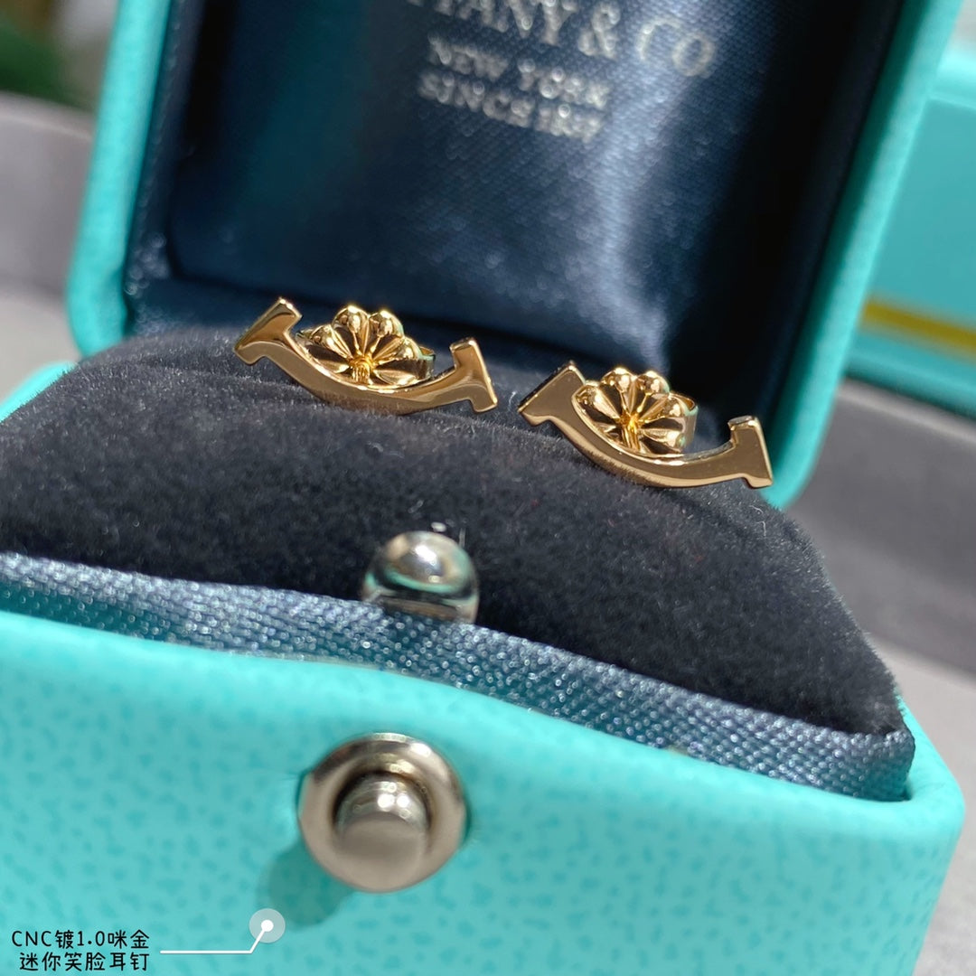 Tiffany Smile 18K Gold Earrings