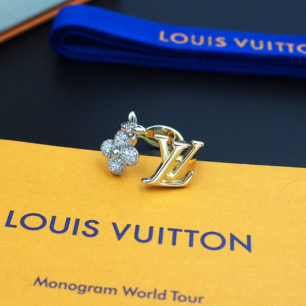 Louis Vuitton Gram 18K Gold Ring