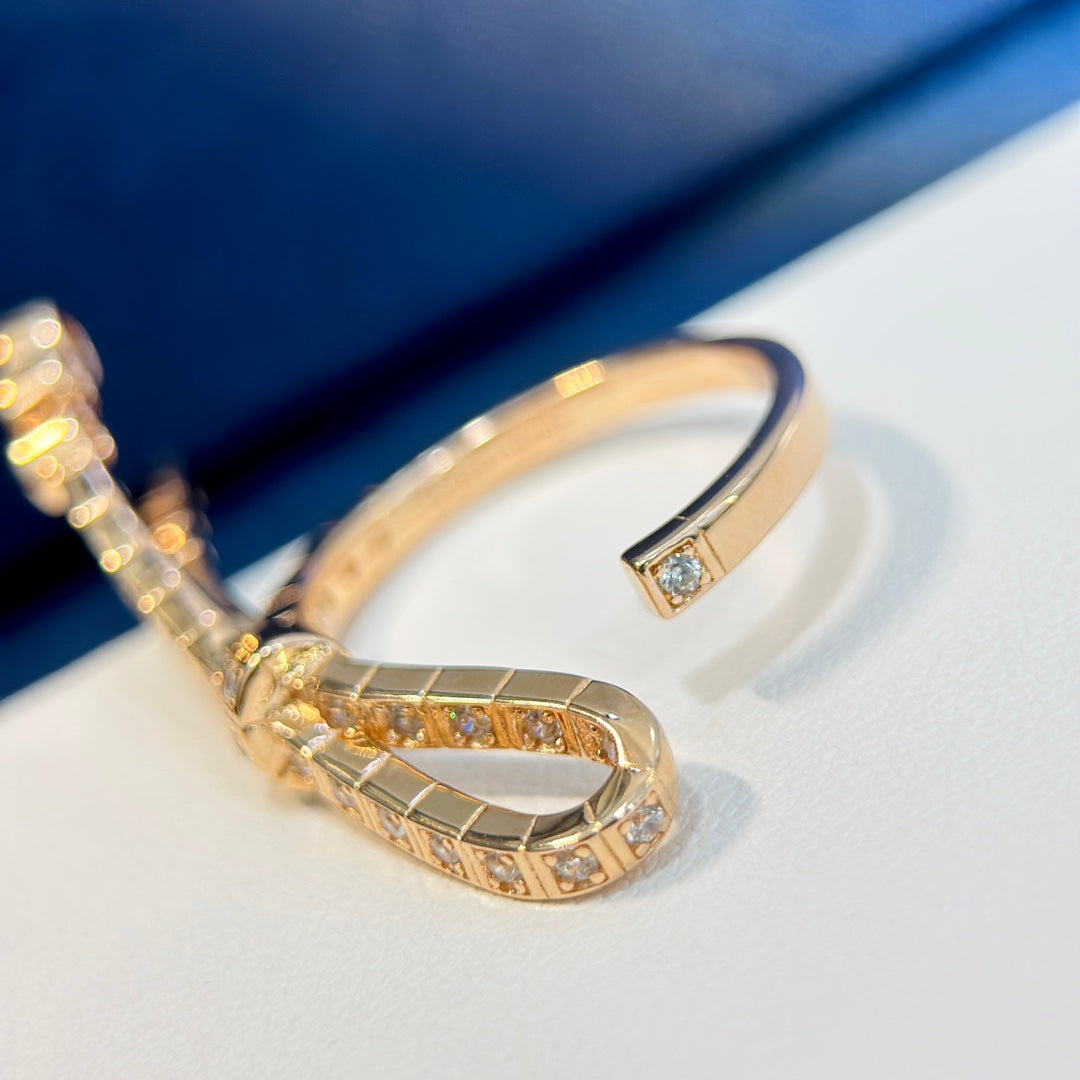 Chanel Ruban Diamonds 18K Gold Ring