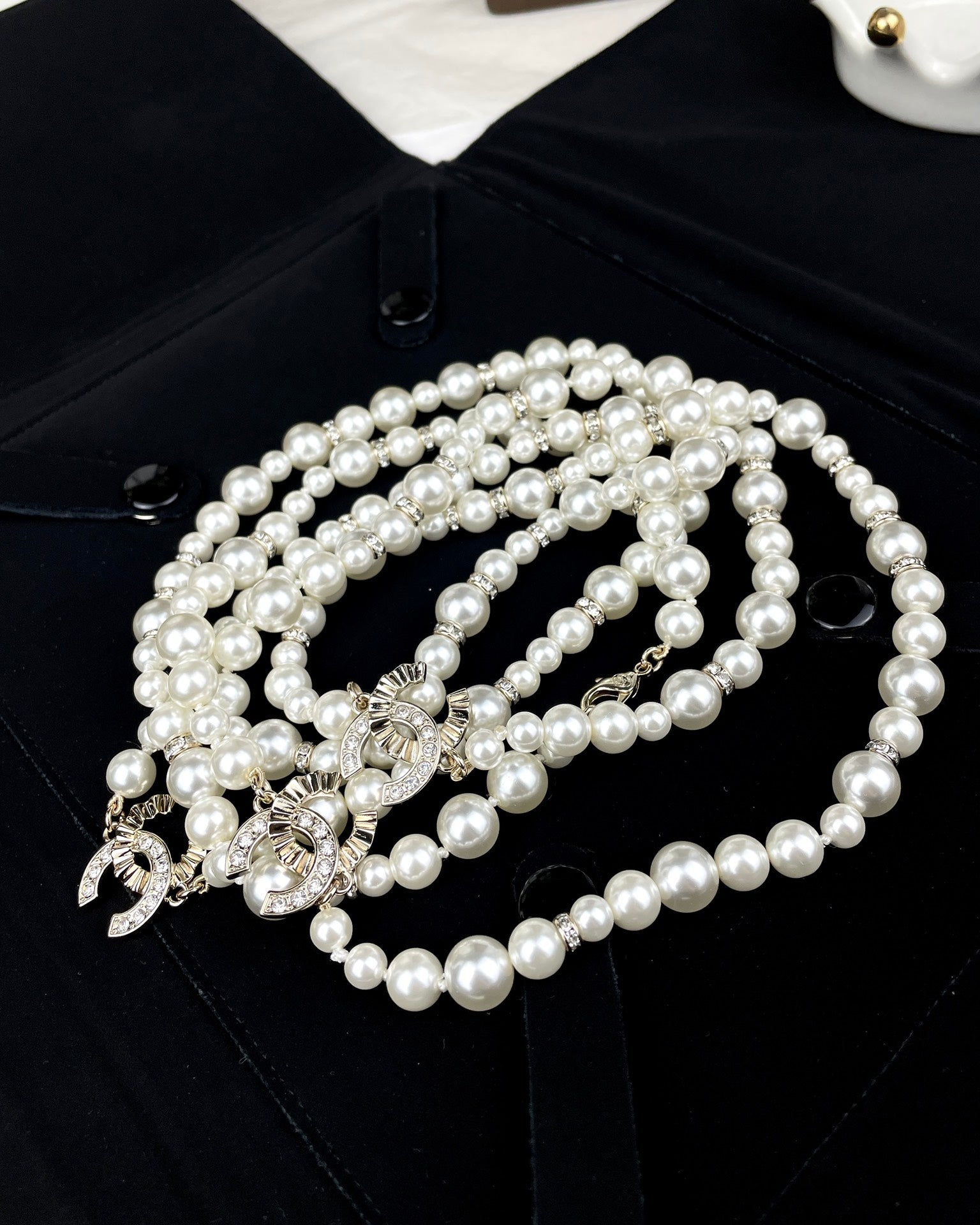 Chanel Pearls Long 18K Gold Necklace