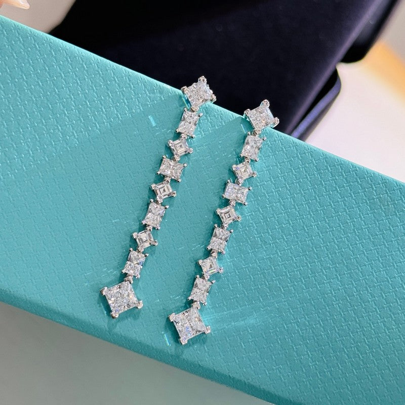 Tiffany Diamond 18K Gold Earrings