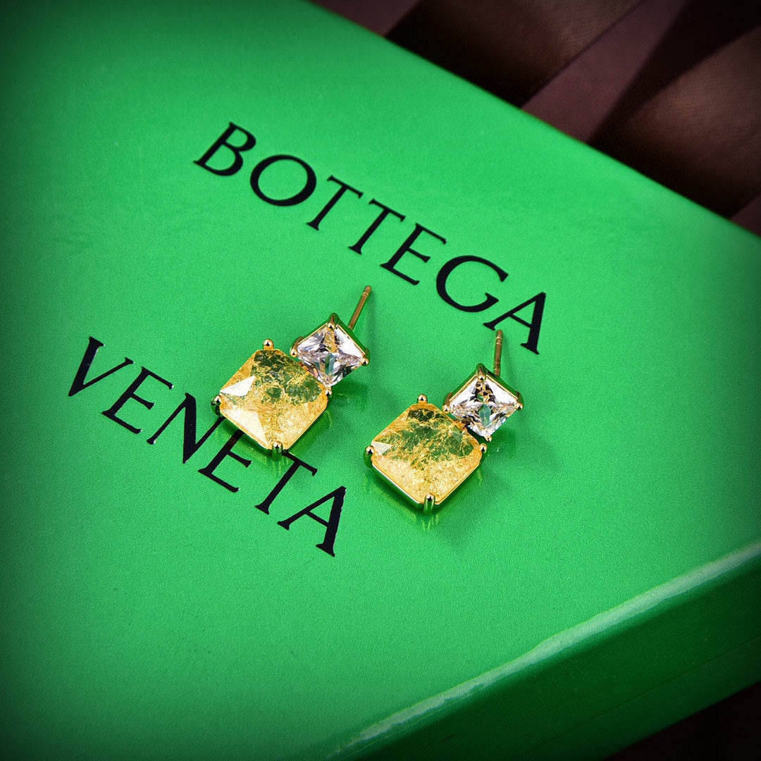 Bvlgari Crystals 18K Gold Earrings