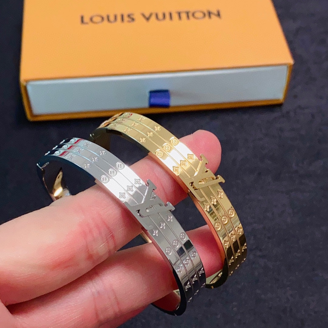 Louis Vuitton Vintage Monogram 18K Gold Bracelet