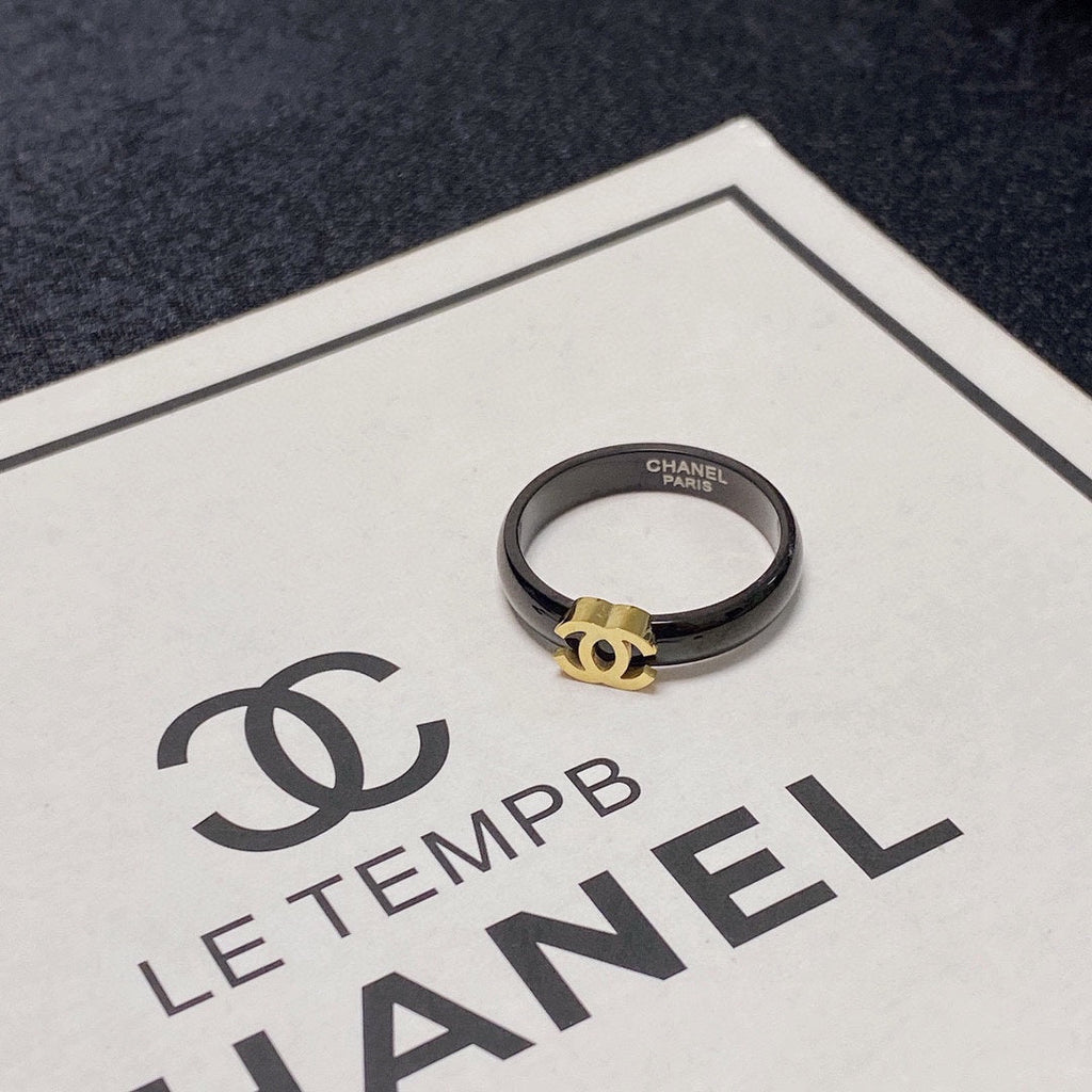 Chanel Black 18K Gold Ring