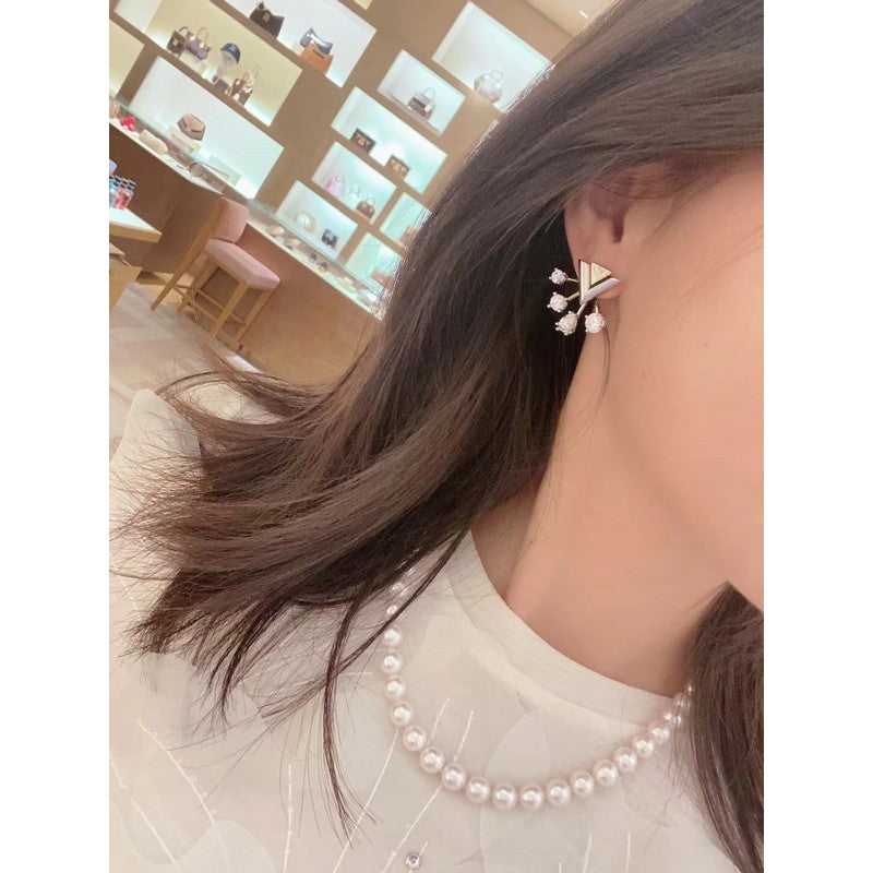 Louis Vuitton Diamomd 18K Gold Earrings