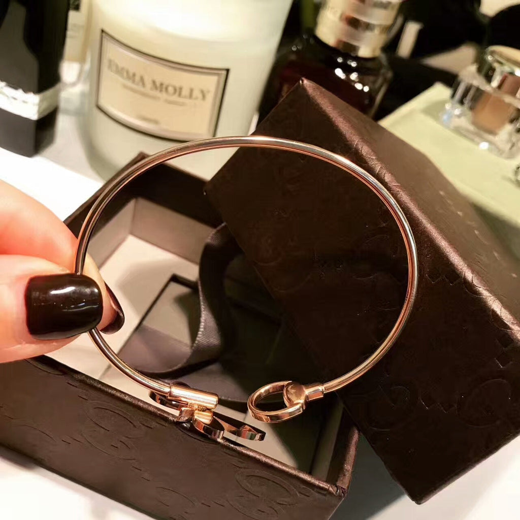 Gucci Double Flora Bangle 18K Gold Bracelet