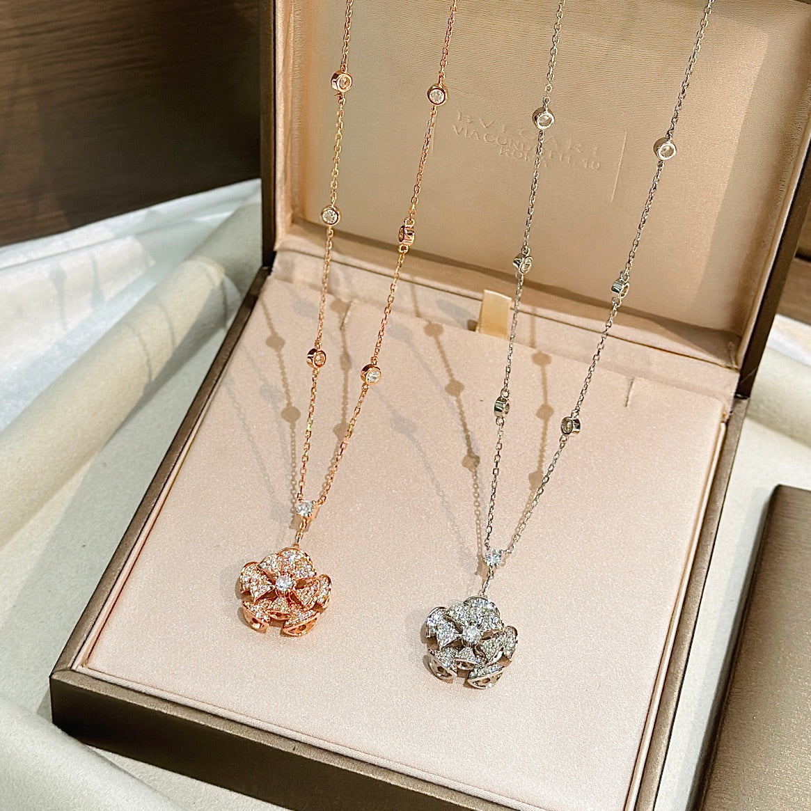 Bvlgari Dream Diamond 18K Gold Necklace
