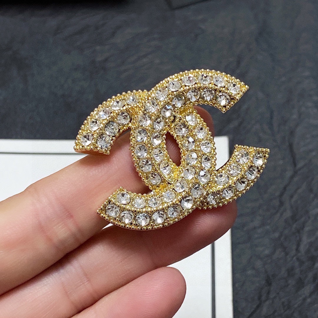 Chanel Diamonds 18K Gold Brooch