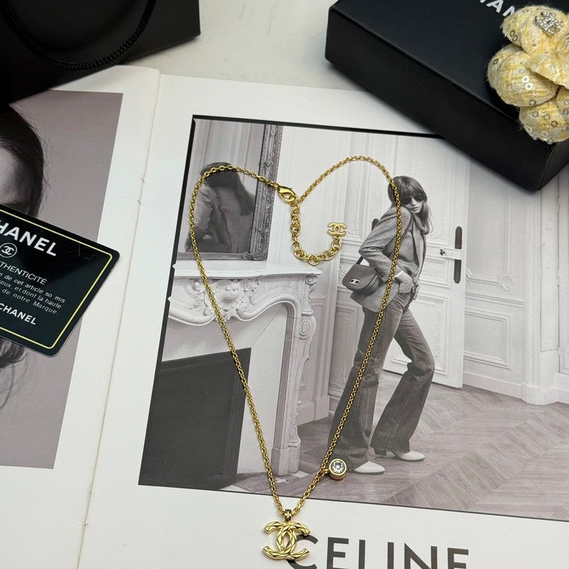 Chanel 26P Diamond Gold 18K Gold Necklace