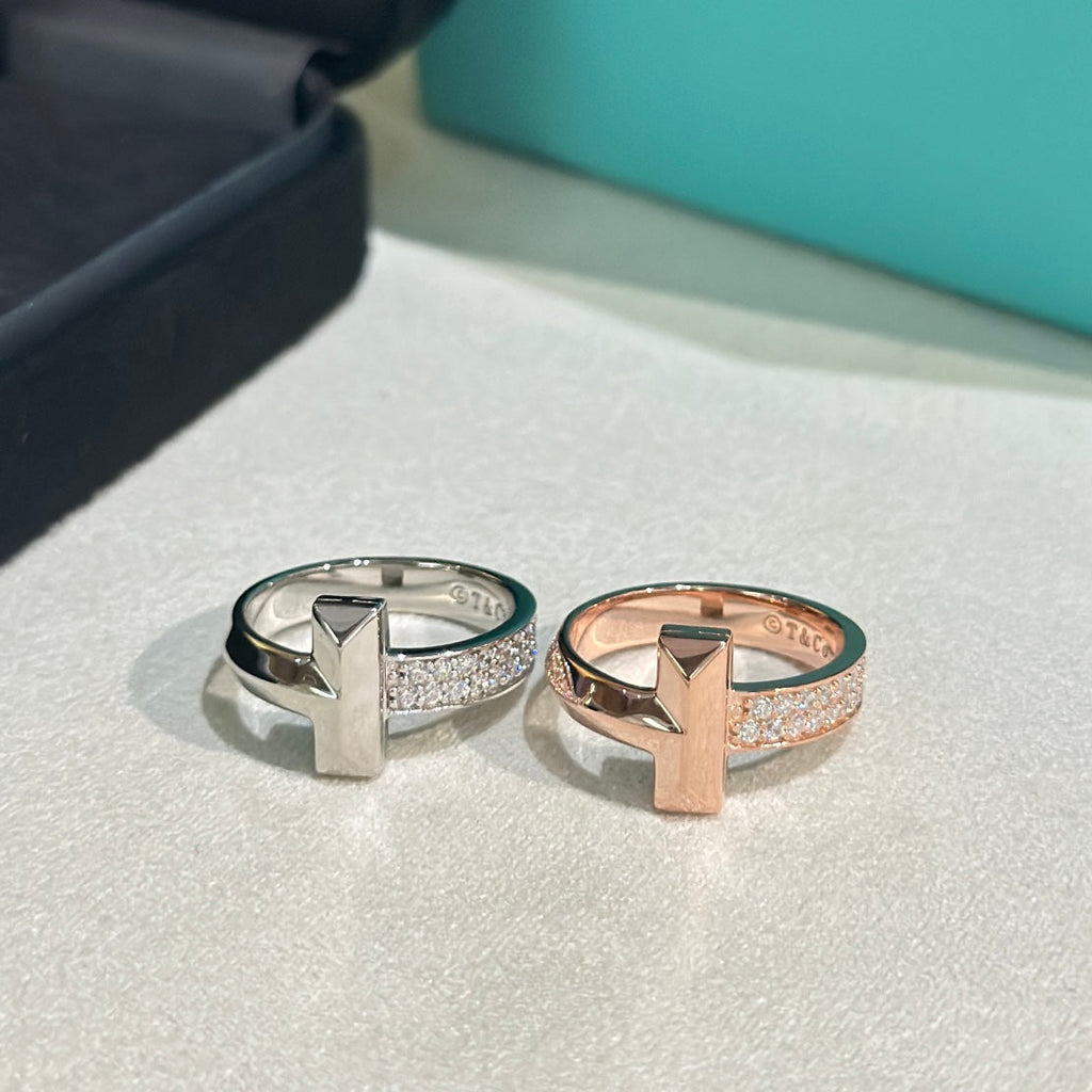 Tiffany T1 Diamonds 18K Gold Ring