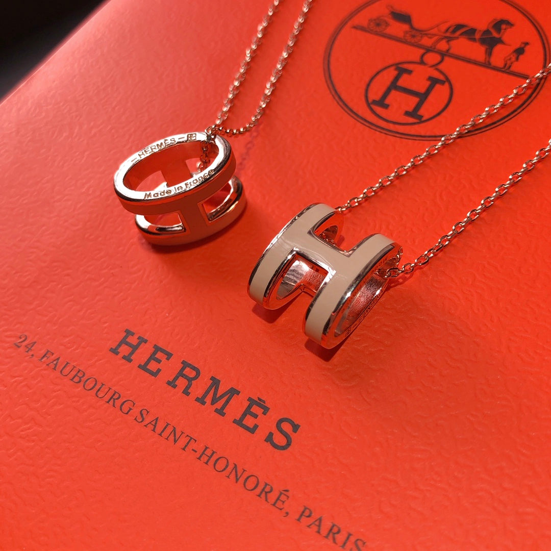 Hermes Mini Pop Grey 18K Gold Necklace