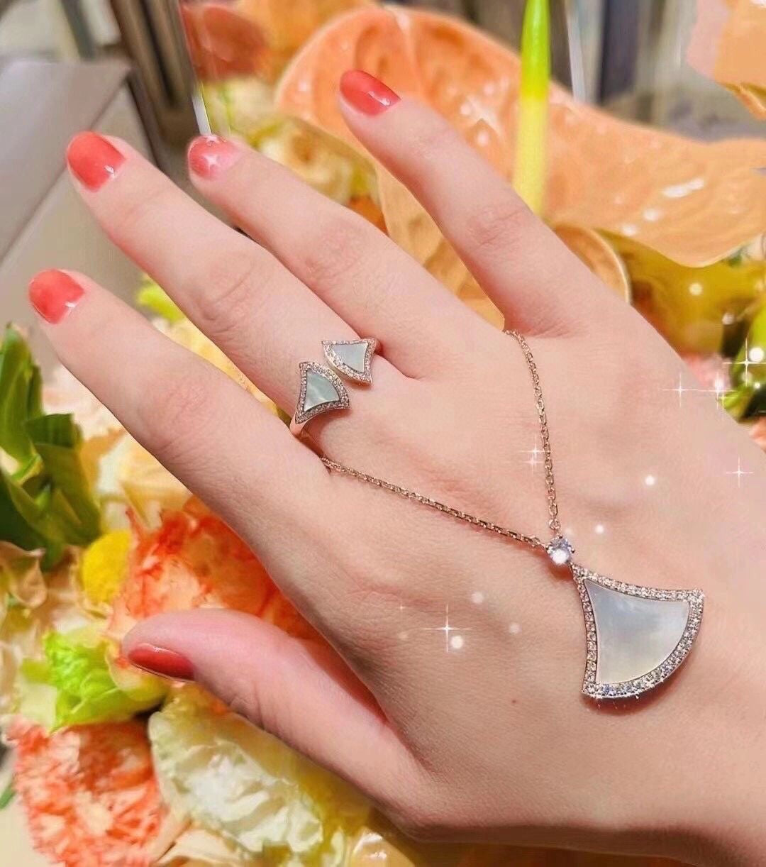 Bvlgari BVLGARI Dream Pearl 18K Gold Ring