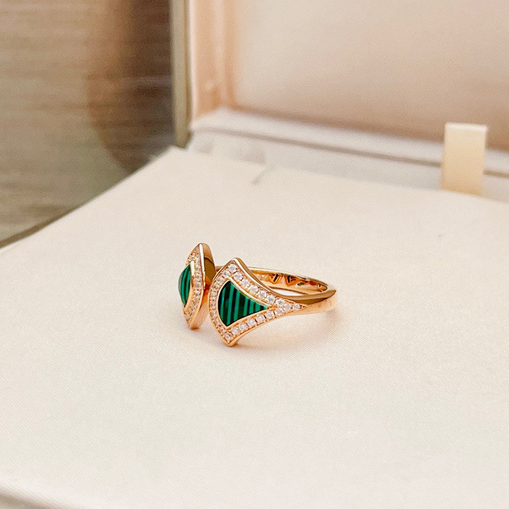 Bvlgari Dream Malachite 18K Gold Ring