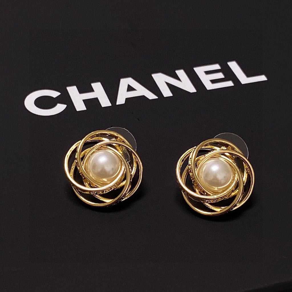 Chanel Pearl 18K Gold Earrings