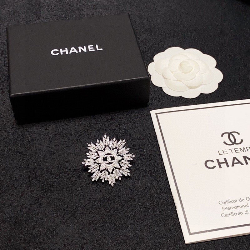 Chanel Flower Crystal 18K Gold Brooch