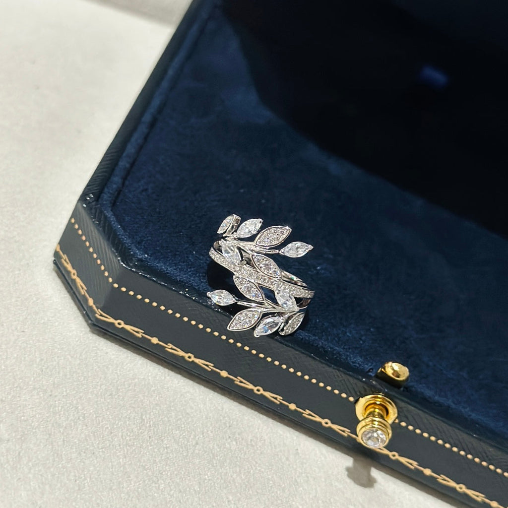 Tiffany Victoria Diamond Vine Bypass 18K Gold Ring