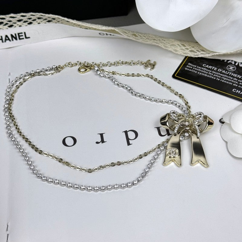 Chanel 25K Bow Tie Diamond Gold 18K Gold Necklace